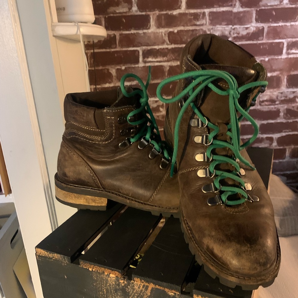 G.H Bass & Co hiking boots